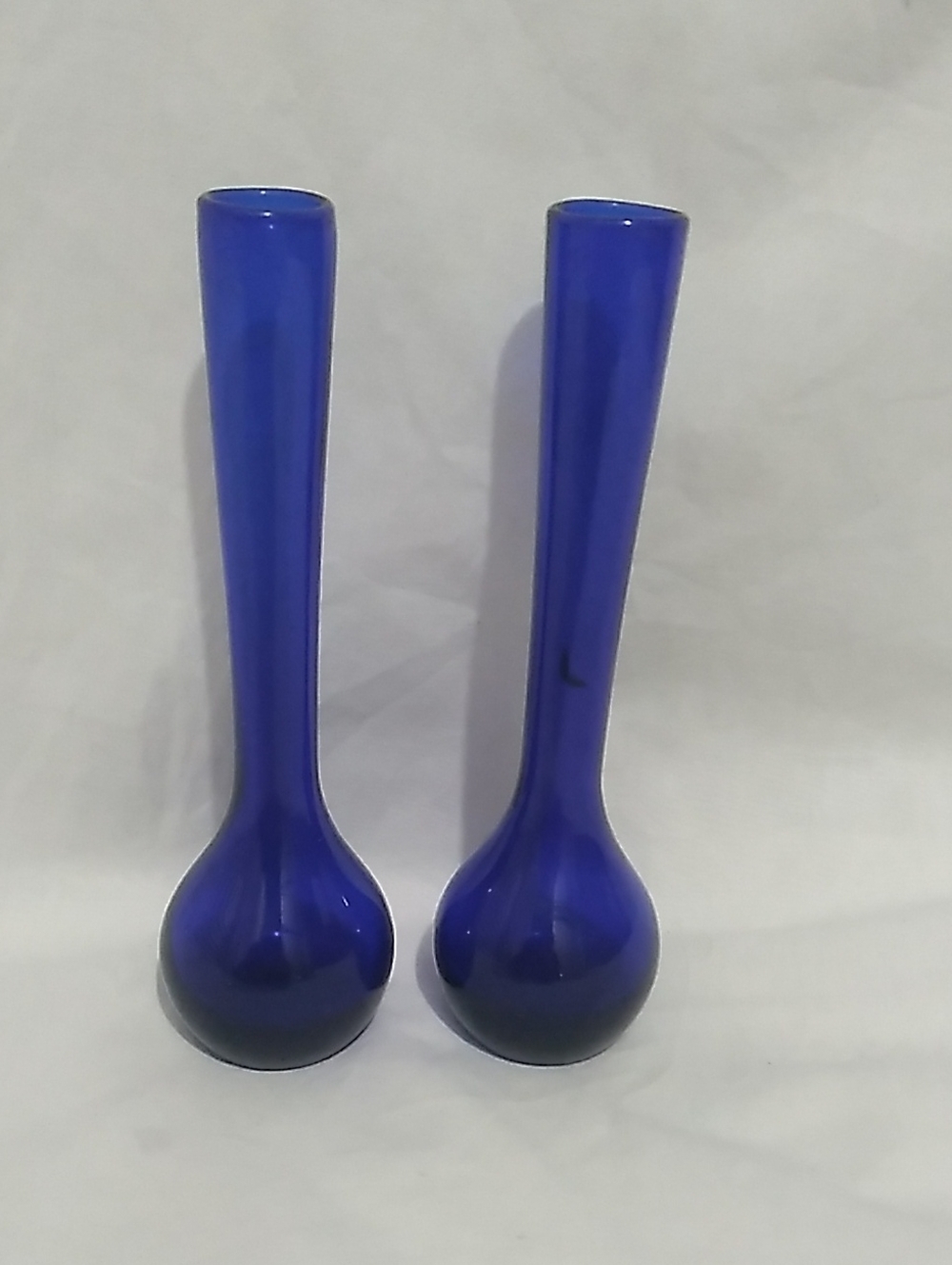 Vintage 5.5" Tall Cobalt Blue Decorative Bud Vases - Set of 2 (B4)